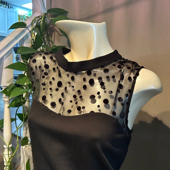 Classic Flocked Black Sheath Dress - Picture 2 of 7